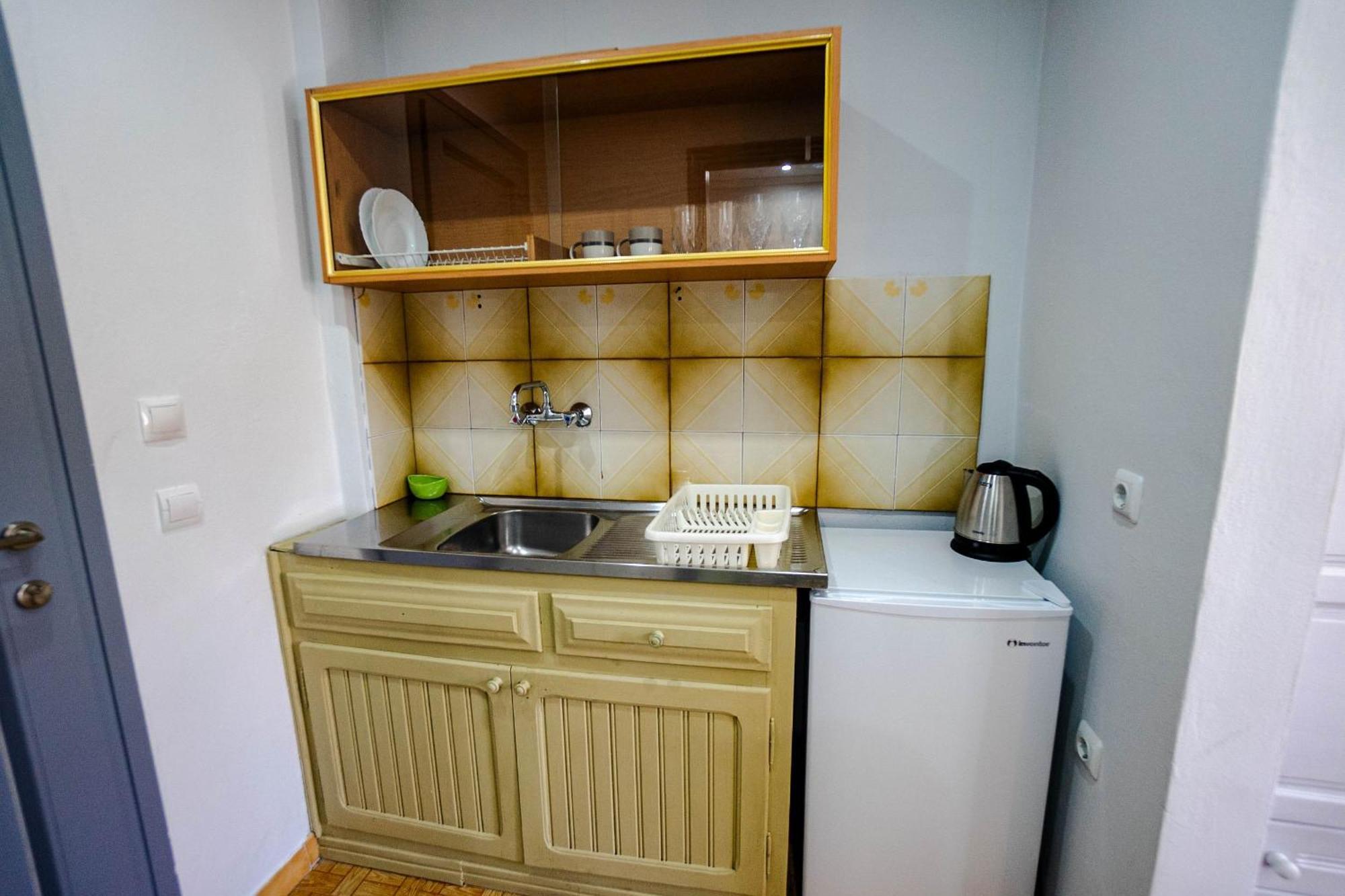 Golden Dolphin Studios&Apartments Alykes  Zimmer foto